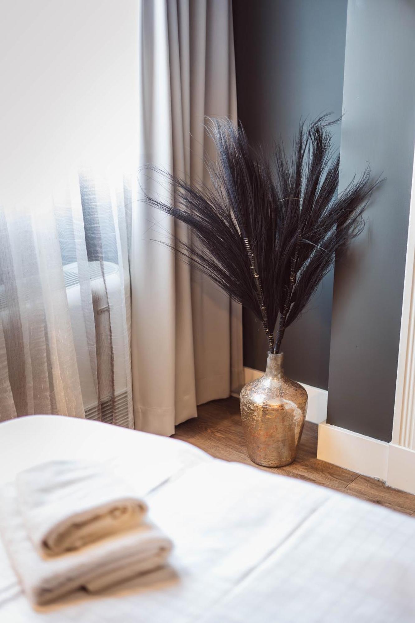 Tres Boutique Hotel คอร์เกิม ภายนอก รูปภาพ